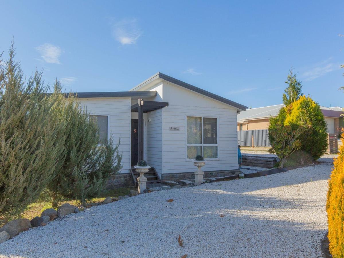 St Helenas 5 Twynam Street Βίλα Jindabyne Εξωτερικό φωτογραφία